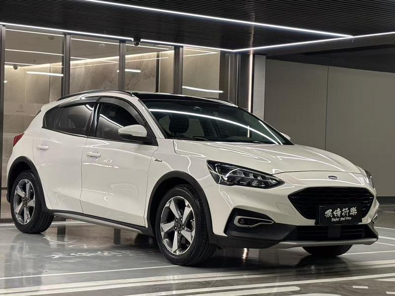 Ford Active - фото 2