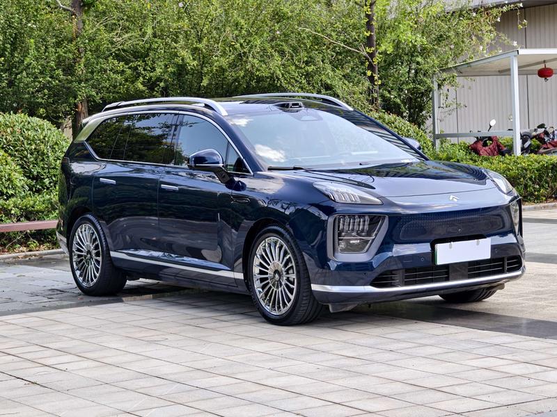 GAC Hyptec HL - фото 2