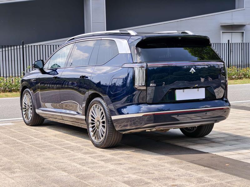 GAC Hyptec HL - фото 4