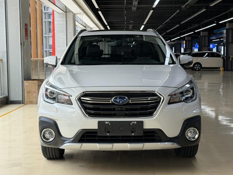 Subaru Outback - фото 1