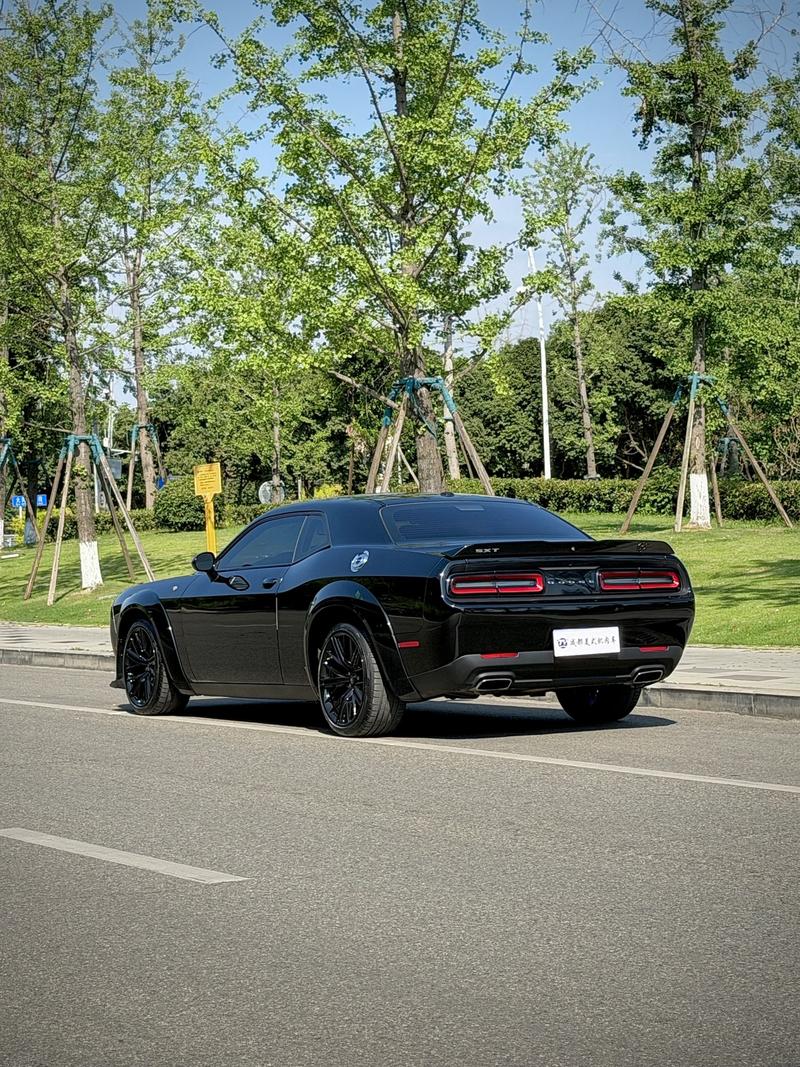 Dodge SRT - фото 3