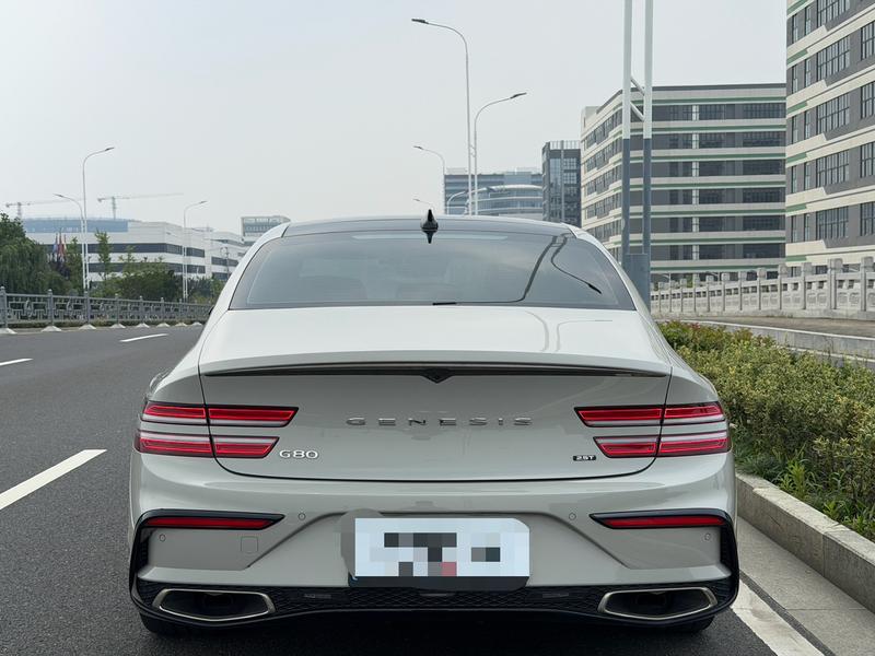 Genesis G80 - фото 4