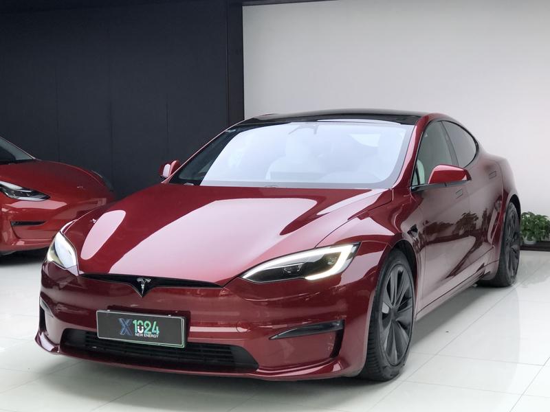Tesla Model S - фото 0