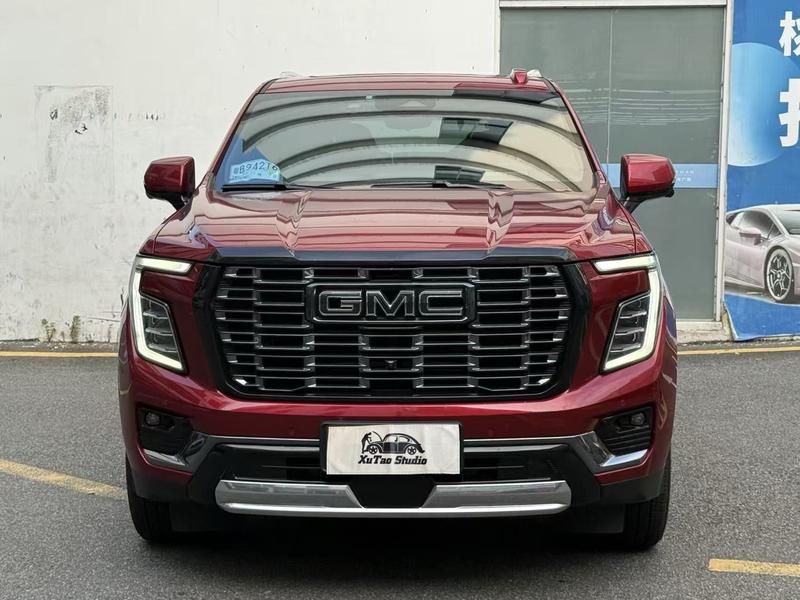 GMC Yukon - фото 1