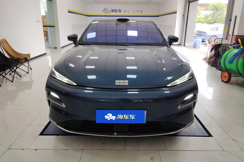 Geely Galaxy 8 PHEV - фото 1