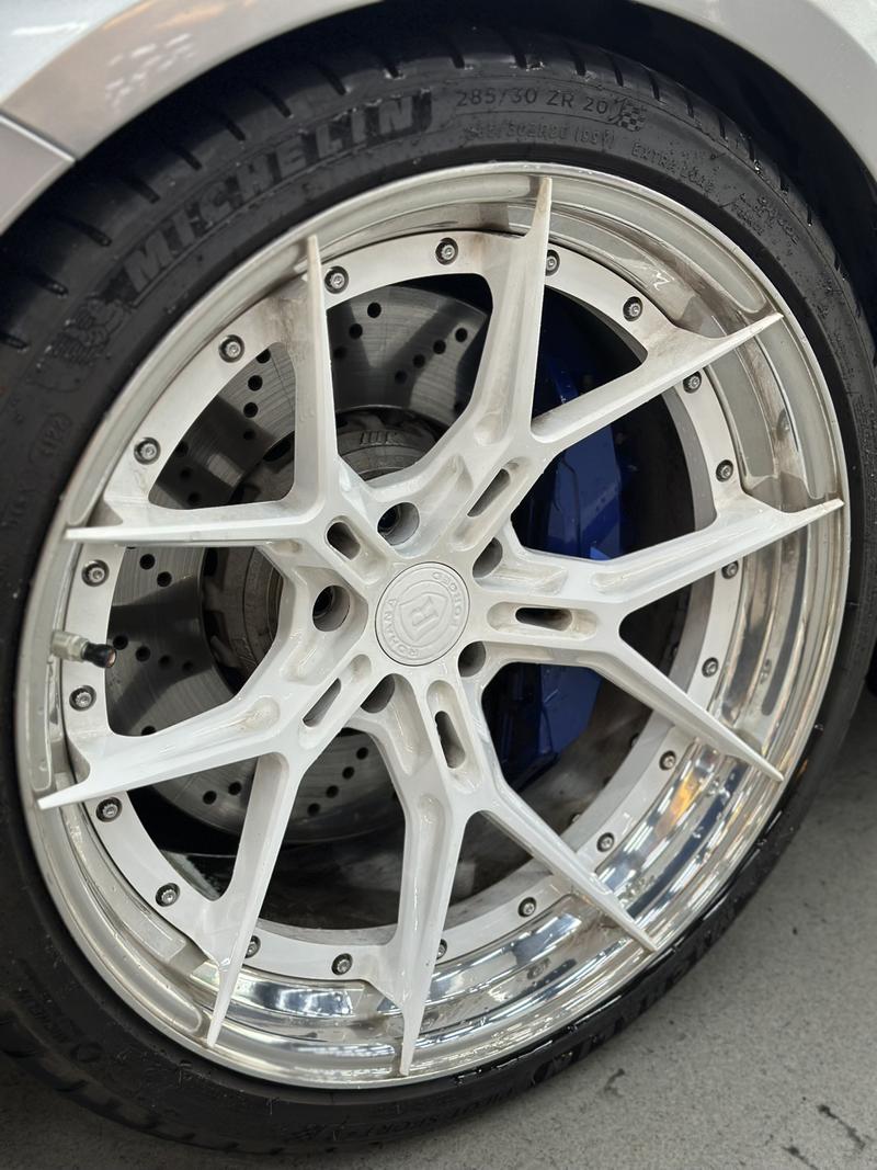 BMW M3 - фото 4