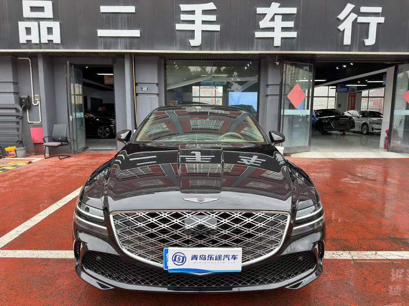 Genesis G80 - фото 1