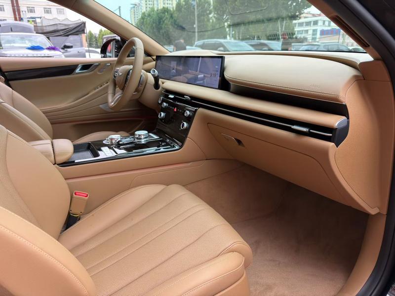 Genesis G80 - фото 4