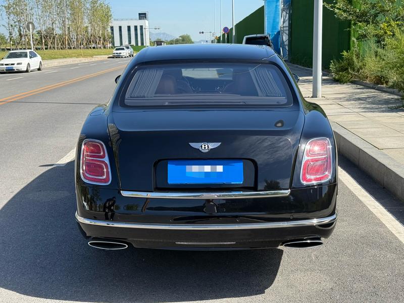 Bentley Mulsanne - фото 4