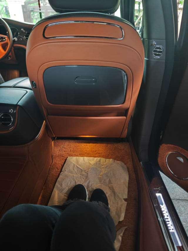 Bentley Mulsanne - фото 3