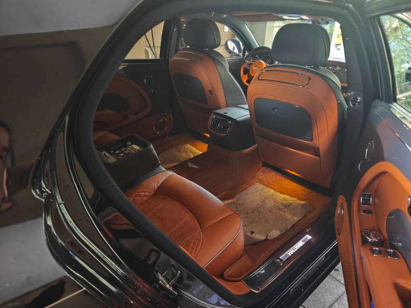 Bentley Mulsanne - фото 4