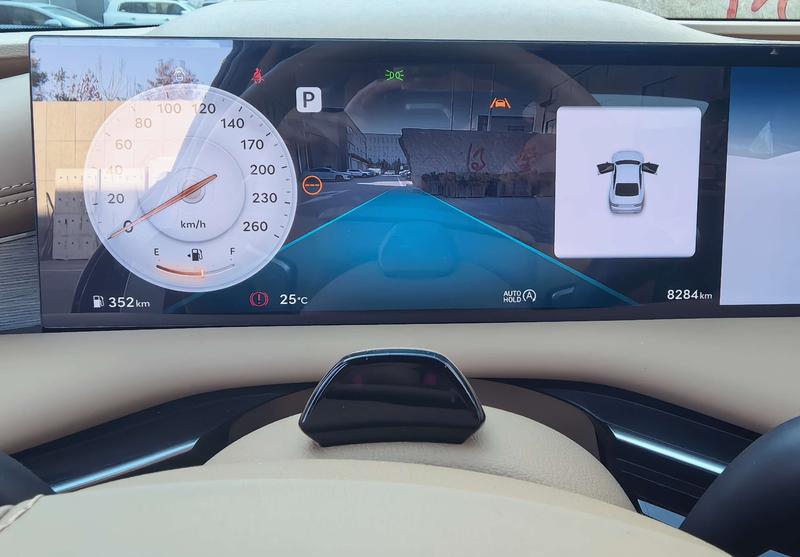Genesis G80 - фото 3