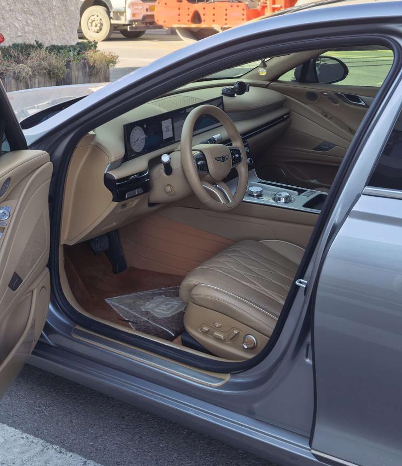 Genesis G80 - фото 4