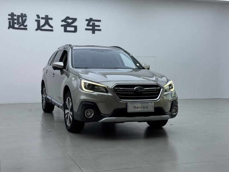 Subaru Outback - фото 2