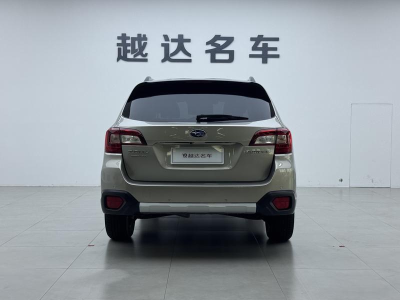 Subaru Outback - фото 4