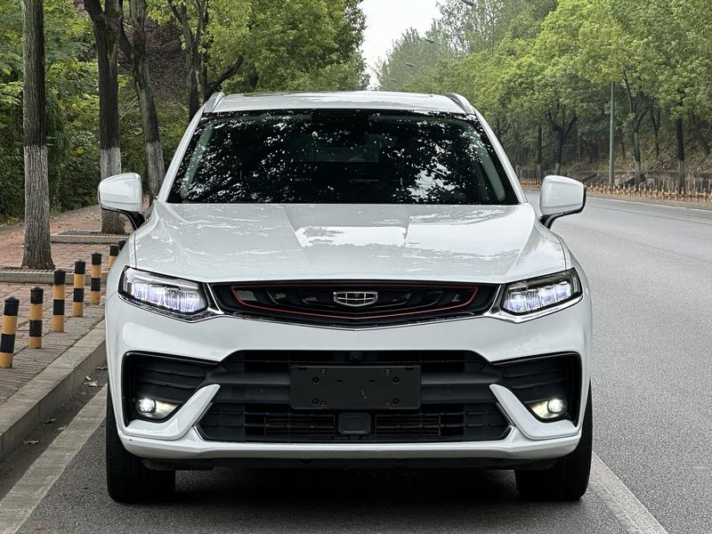 Geely Xingyue - фото 1