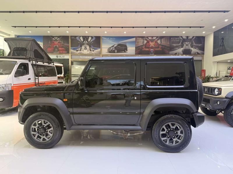 Suzuki Jimny (Import) - фото 3