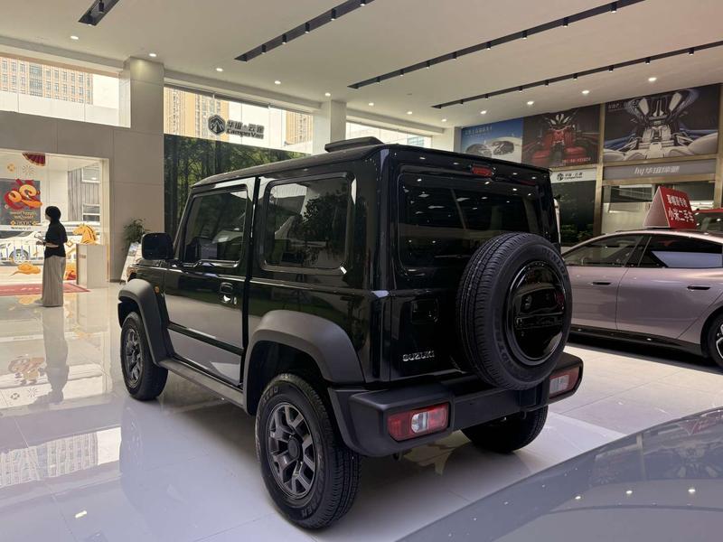 Suzuki Jimny (Import) - фото 4