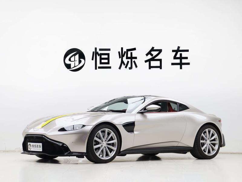 Aston Martin Vantage - фото 0