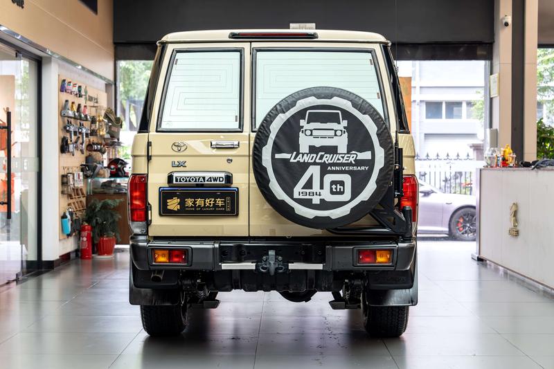 Toyota 70 - фото 2