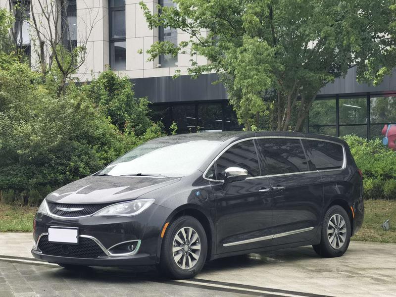Chrysler PHEV( ) - фото 0
