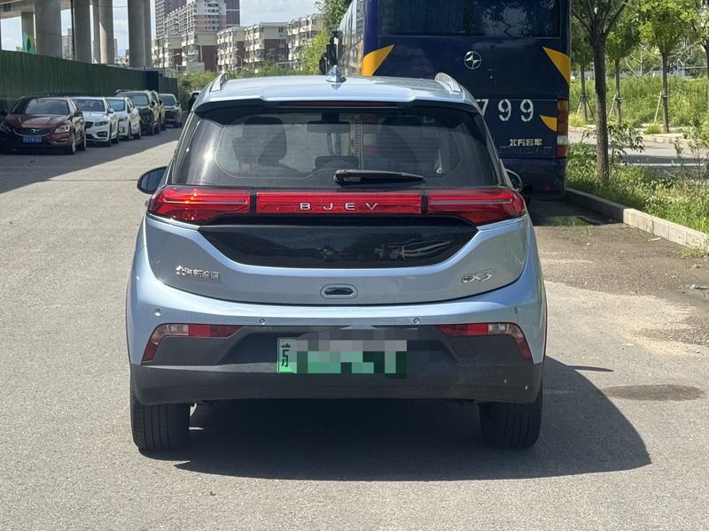 BAIC EX3 - фото 4