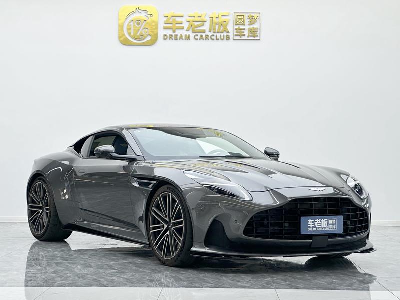 Aston Martin DB12 - фото 2