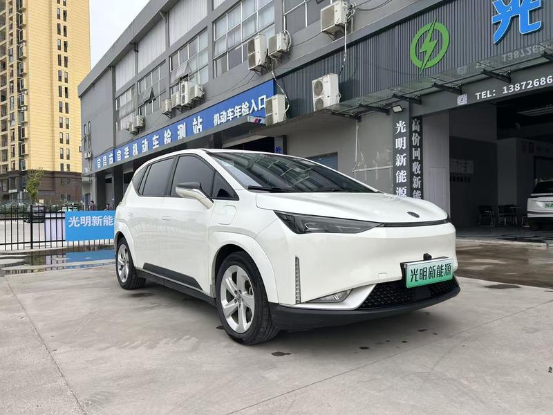 Hycan Z03 - фото 2