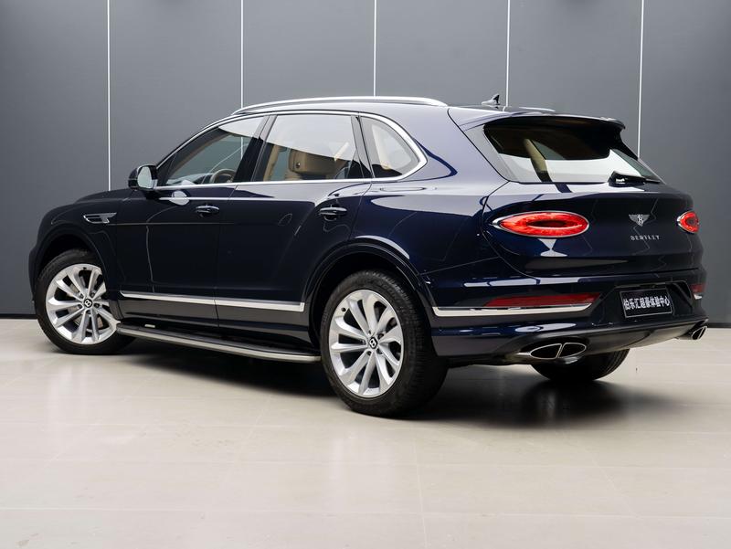 Bentley Bentayga - фото 2