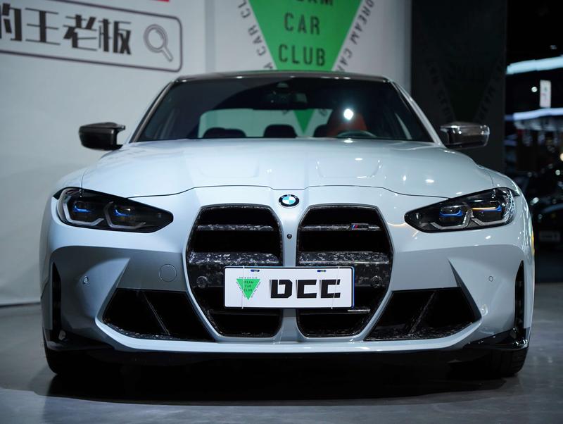 BMW M3 - фото 1