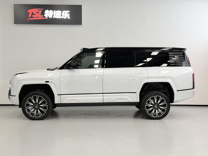Yangwang U8L - фото 2