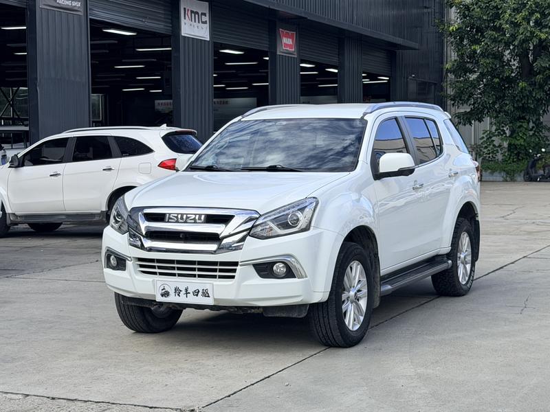 Isuzu mu-X - фото 0