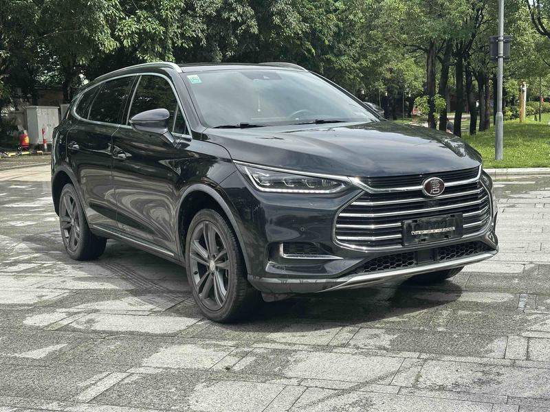 BYD Tang - фото 2