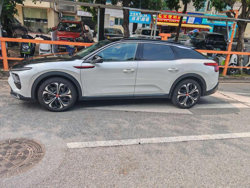 Citroen C5 X - фото 3