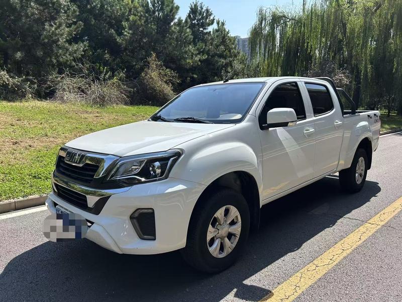 Isuzu RE-MAX - фото 0