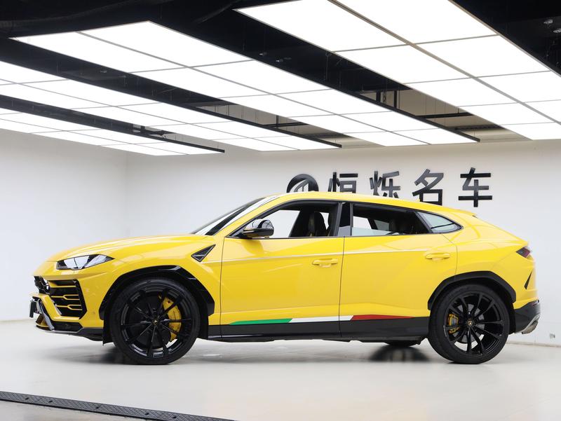Lamborghini Urus - фото 2