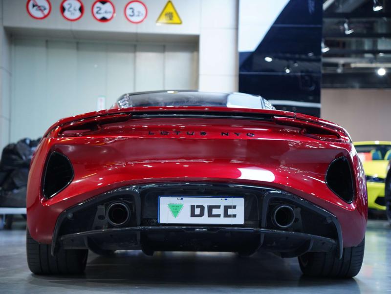 Lotus Emira - фото 3
