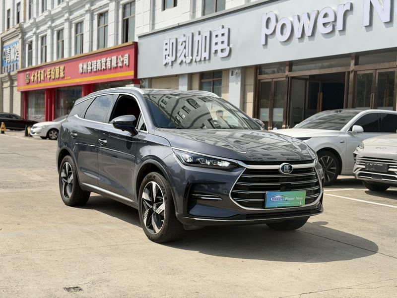 BYD Tang DM-i - фото 2
