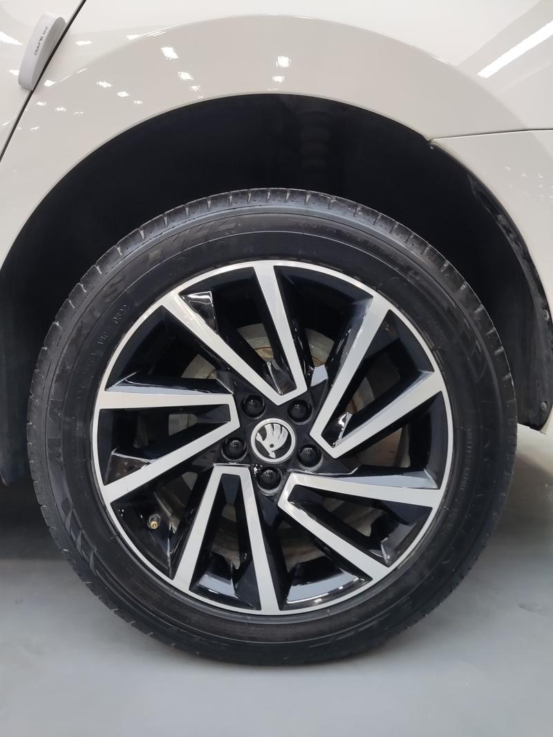 Skoda Rapid - фото 3