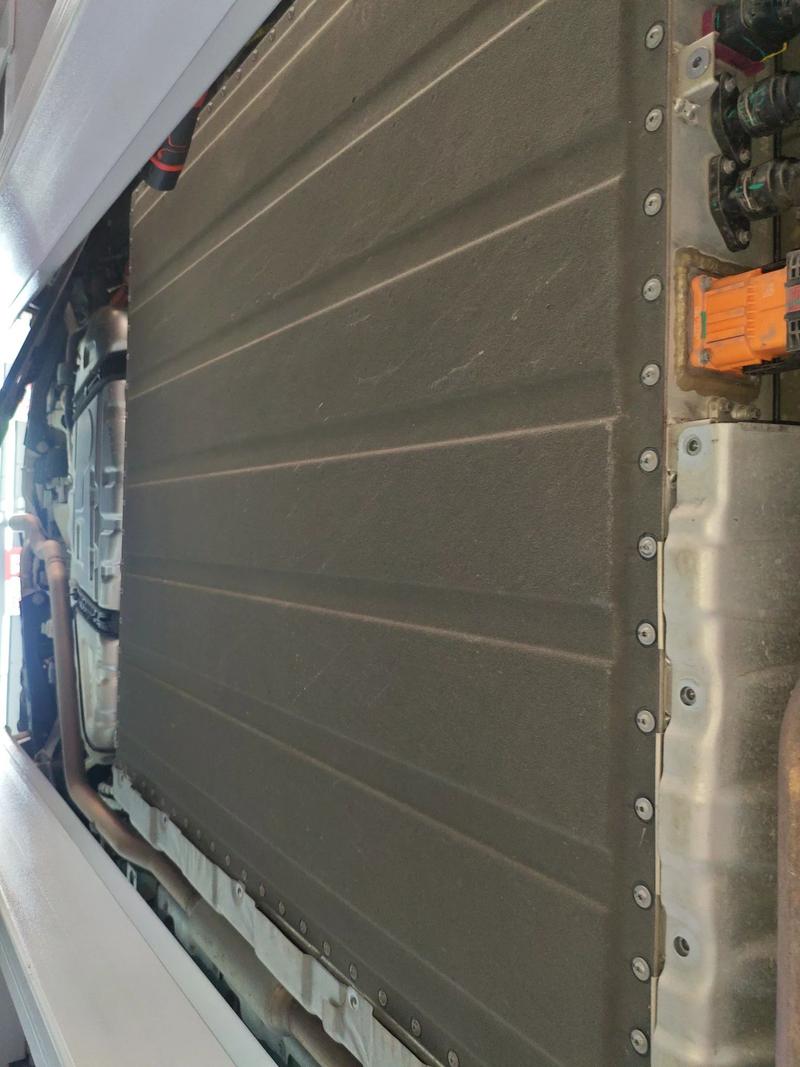 GAC Hyptec HL - фото 4