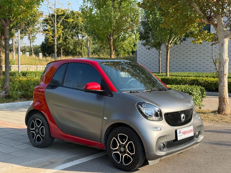 smart fortwo - фото 2