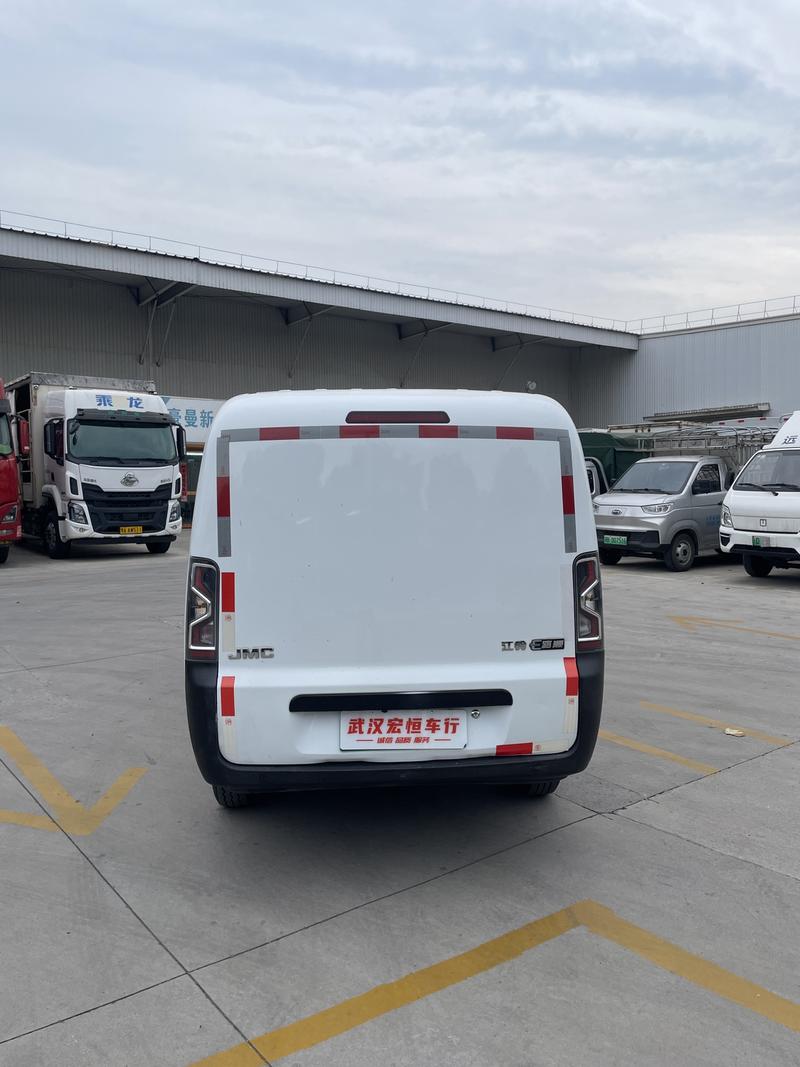 Jinhu EV EV48 - фото 4