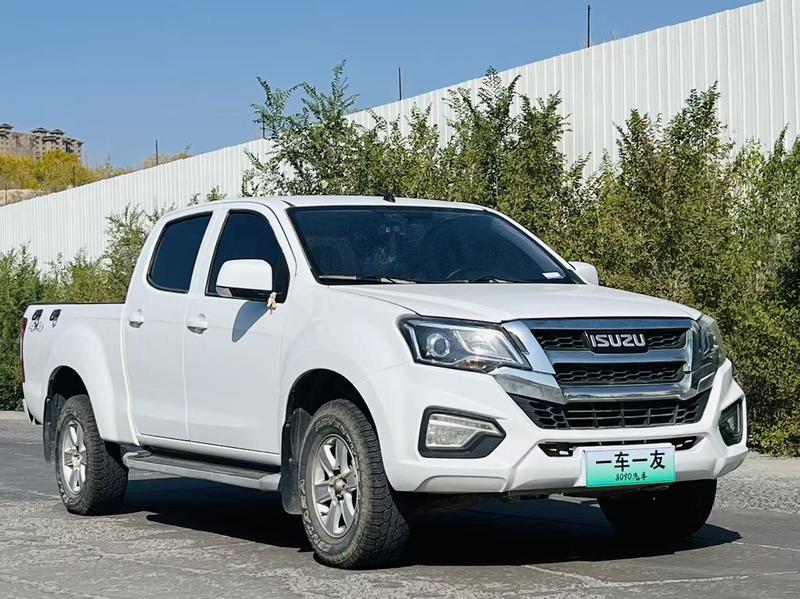 Isuzu RE-MAX - фото 2