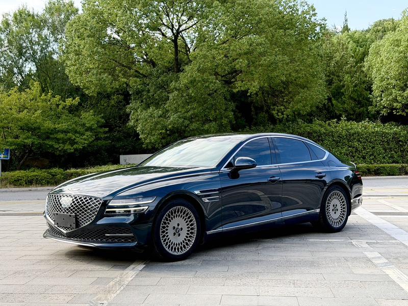 Genesis G80 - фото 0