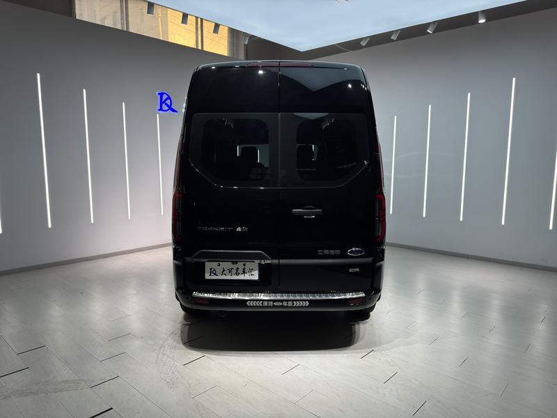 Ford Transit - фото 4