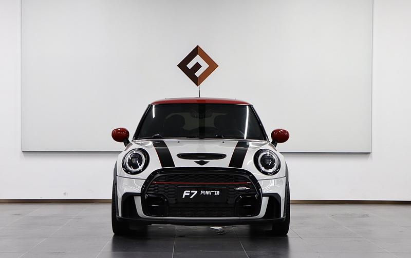 MINI JCW - фото 1