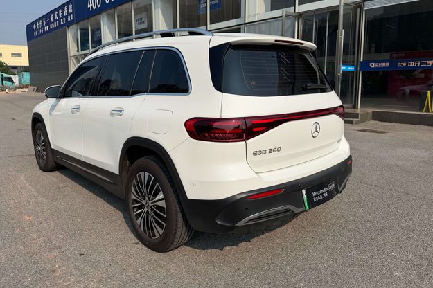 Mercedes-Benz EQB - фото 4