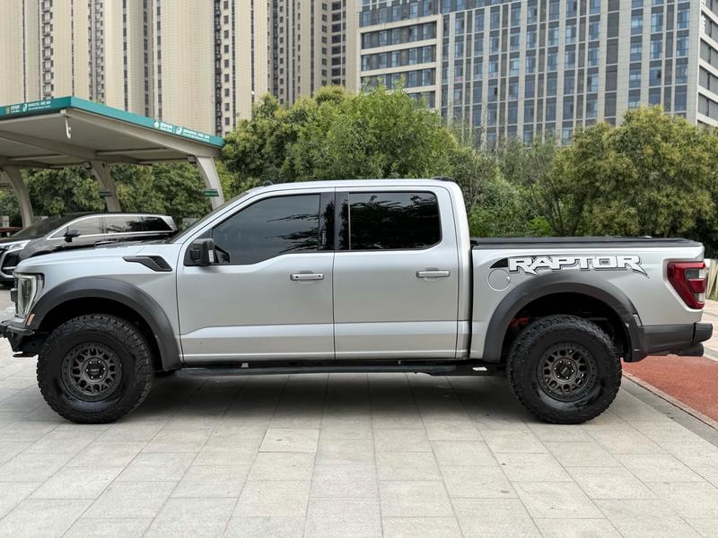 Ford F-150 Raptor - фото 3