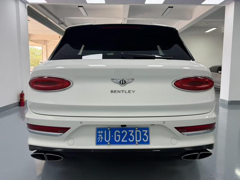 Bentley Bentayga - фото 4
