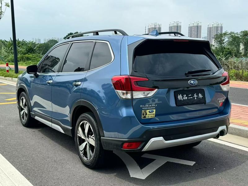 Subaru Forester - фото 3